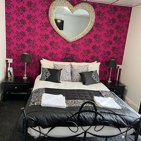 Phildene Suites Blackpool Extérieur photo