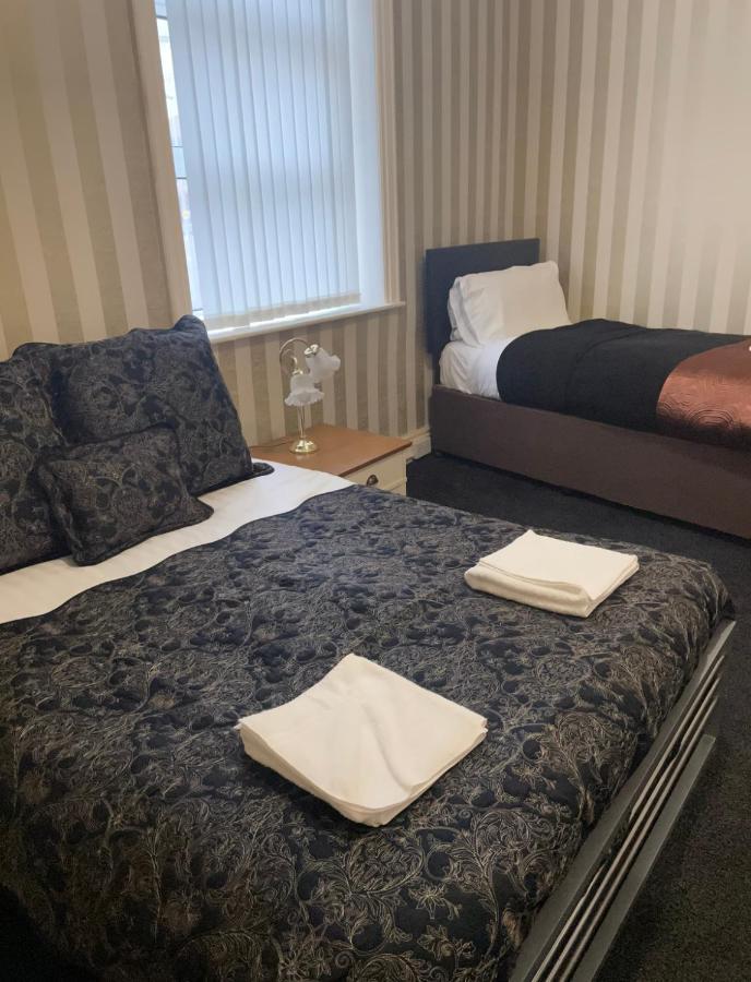 Phildene Suites Blackpool Extérieur photo