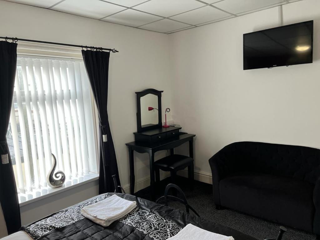 Phildene Suites Blackpool Extérieur photo