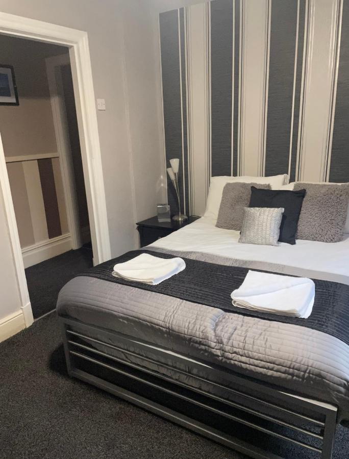 Phildene Suites Blackpool Extérieur photo