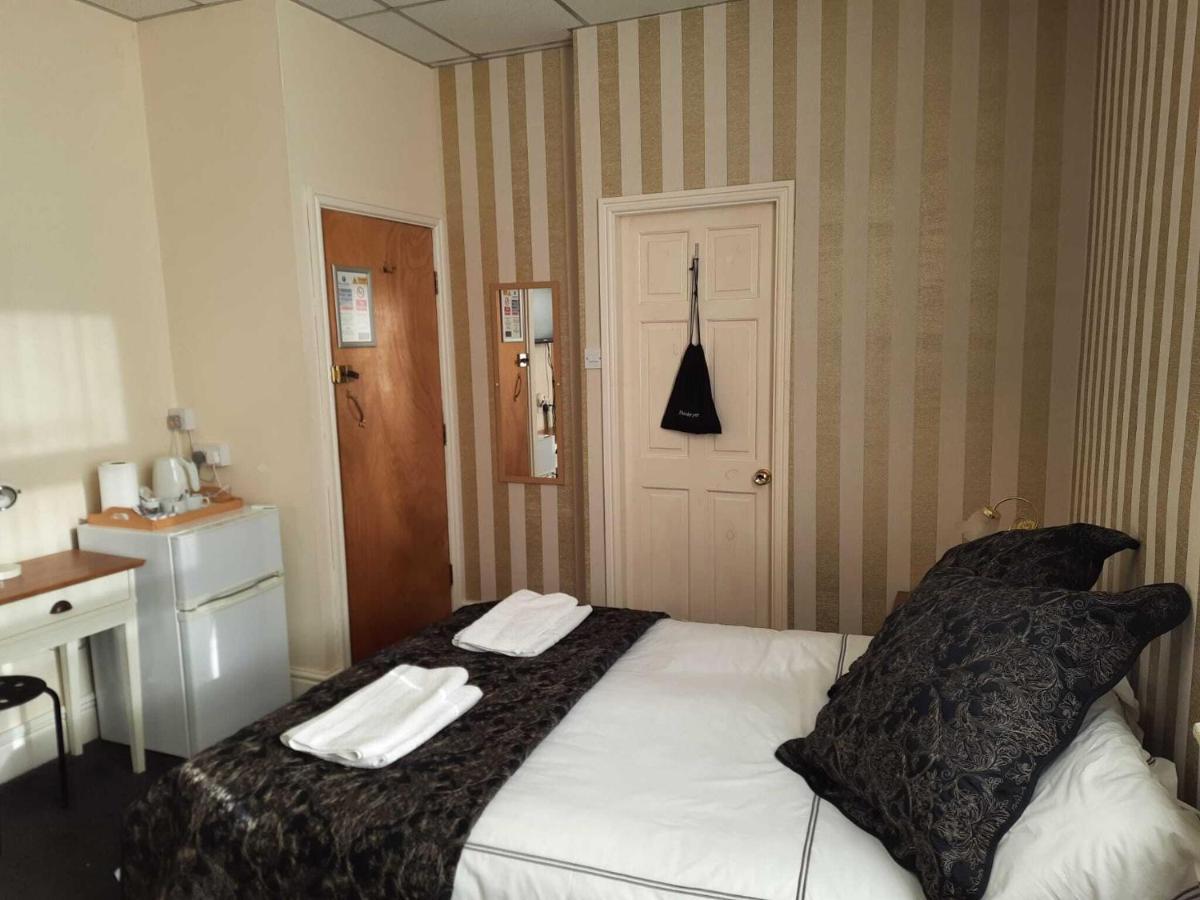 Phildene Suites Blackpool Extérieur photo